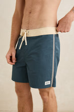 Load image into Gallery viewer, Teal Heritage Trunk