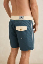 Load image into Gallery viewer, Teal Heritage Trunk